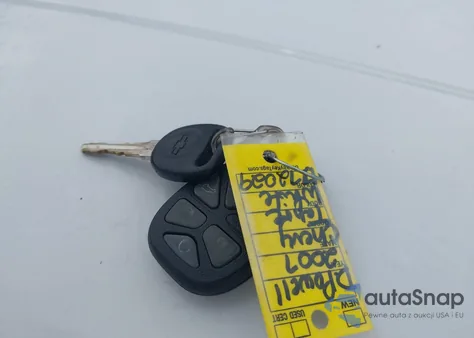 2007 Chevrolet Tahoe Ltz из США, поврежденный, VIN 1GNFC130X7R407209